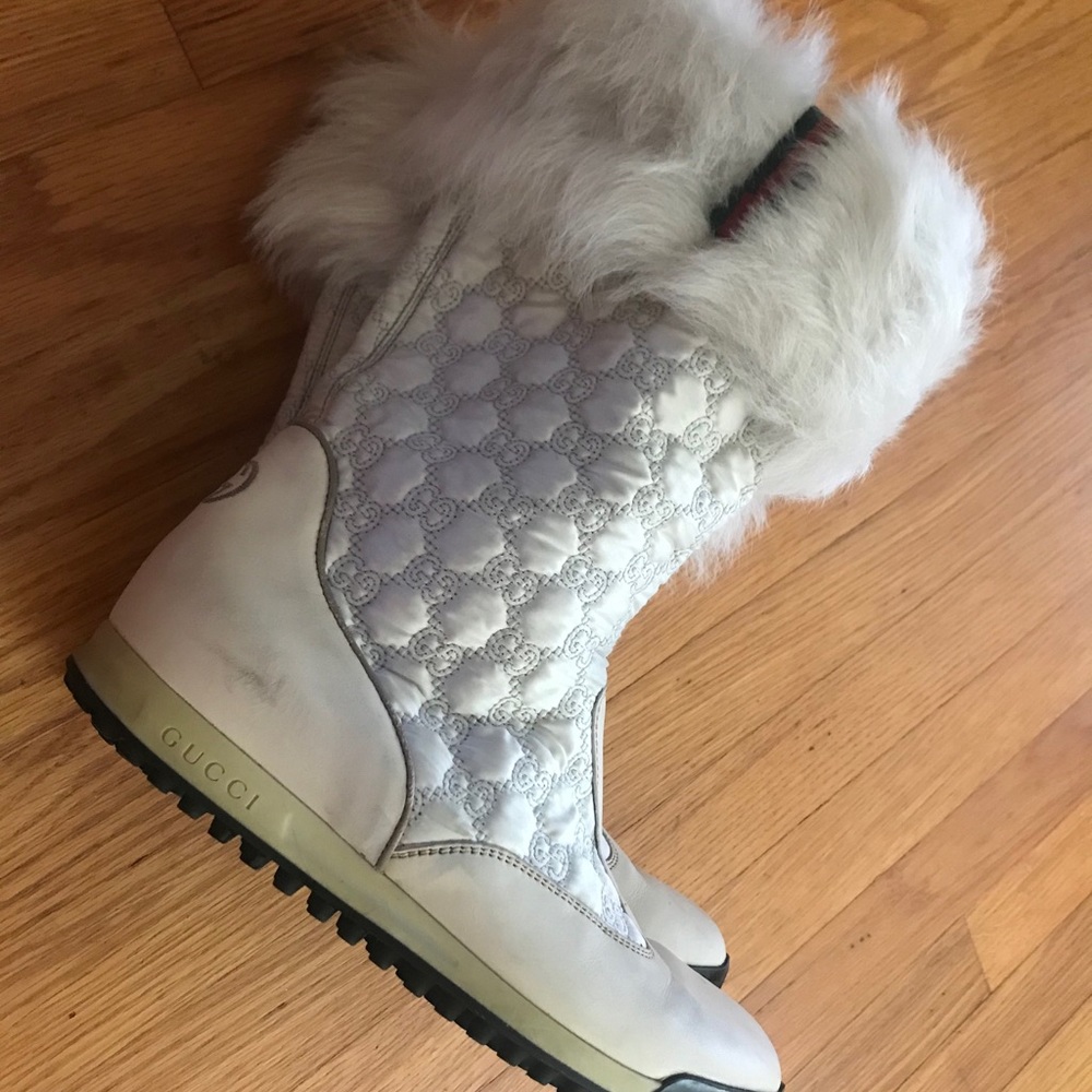 ๐ฏ Authentic GUCCI fur boots - Picture 8 of 16